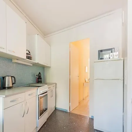 Les Oliviers, Swimming Pool And Parking Apartment
