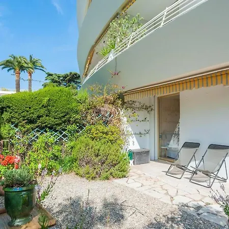 Apartment Les Oliviers, Swimming Pool And Parking Cannes
