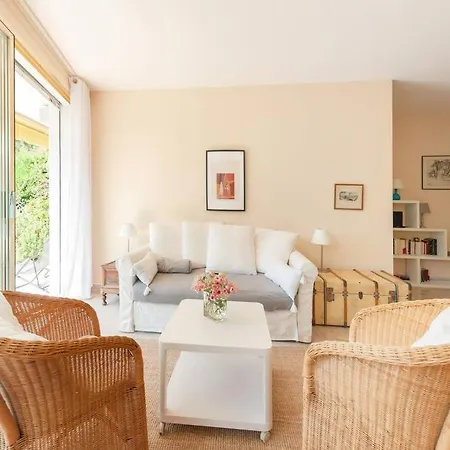Les Oliviers, Swimming Pool And Parking Apartment Cannes