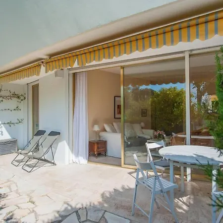 Apartment Les Oliviers, Swimming Pool And Parking Cannes